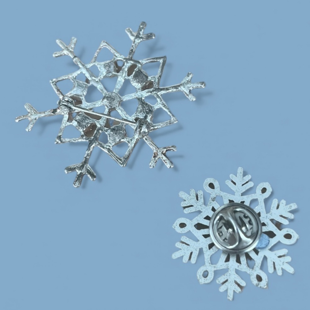 Vintage Silver Snowflake Pins | Winter | Holiday Brooches - Picture 5 of 5
